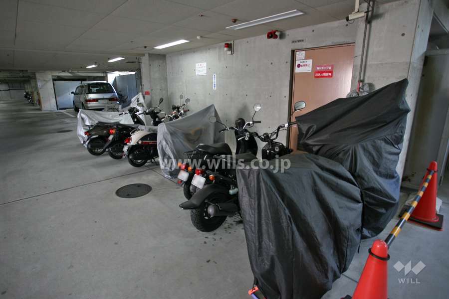 バイク置き場
