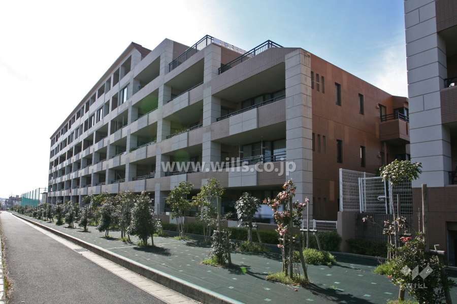 滝の水公園シティハウススカイステージの外観(東側から)