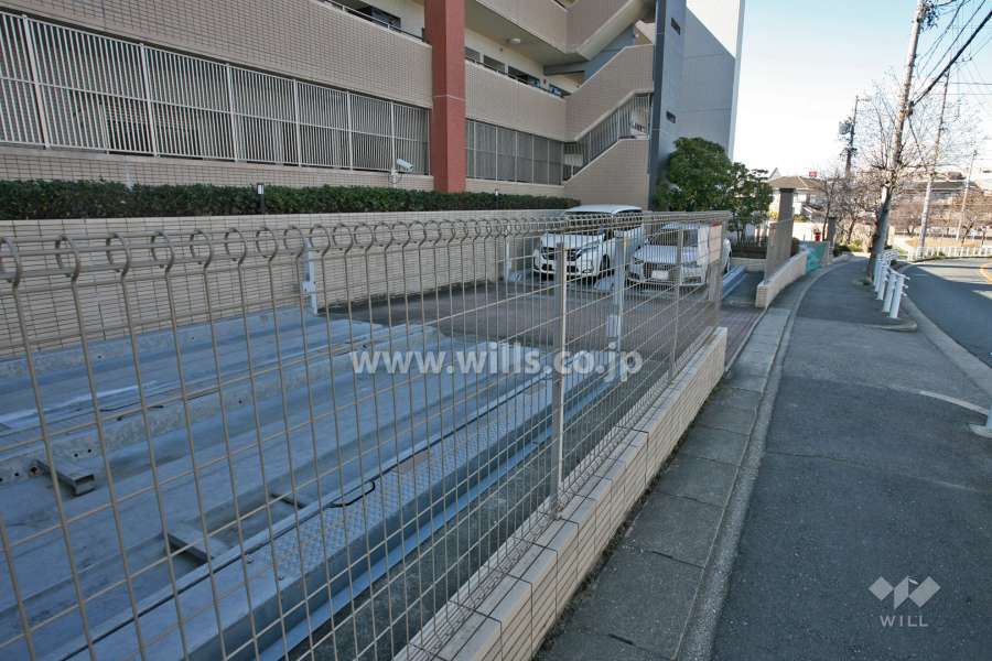 敷地内駐車場(屋外機械式)