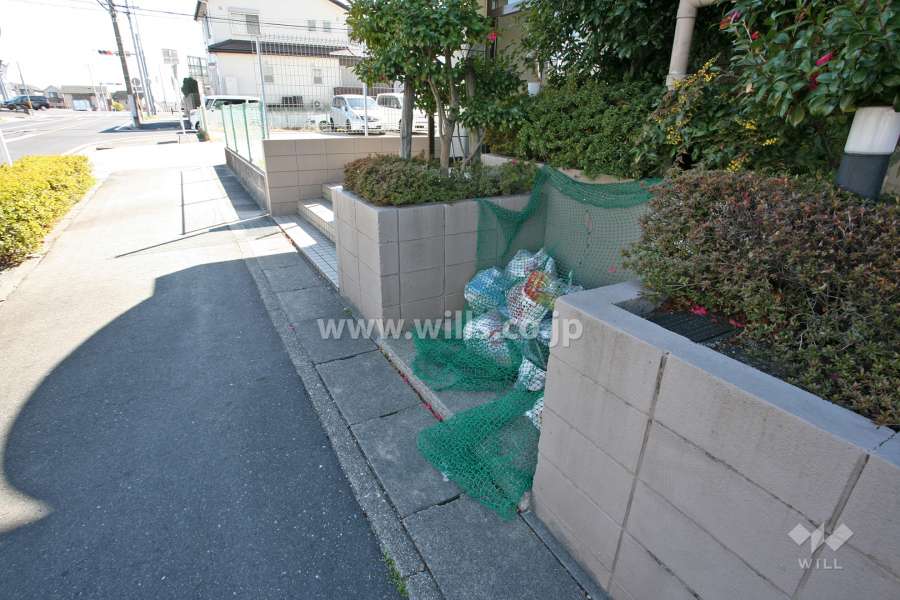 ゴミ置き場