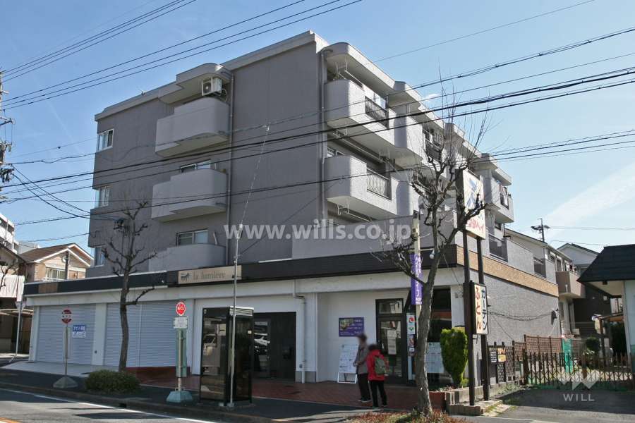 ユニーブルマンション鳴子の外観(西側から)