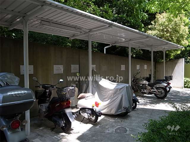 バイク置き場