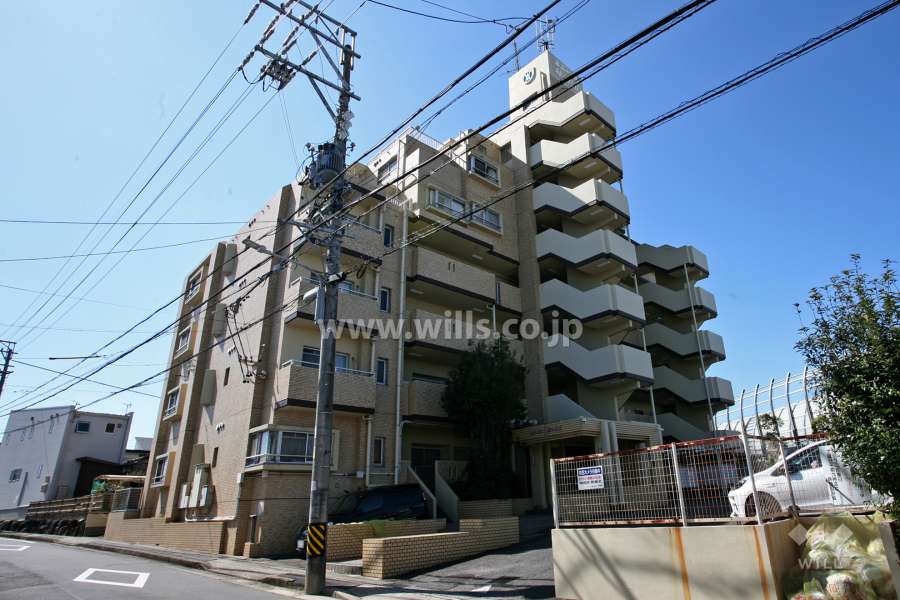 ユニーブル緑ヶ丘2の外観（北東側から）