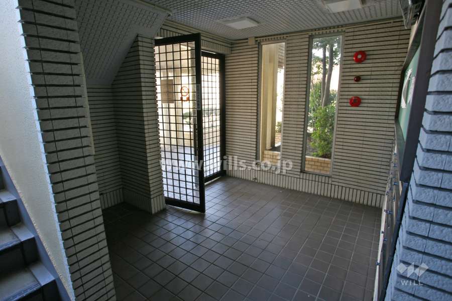 エントランスホール