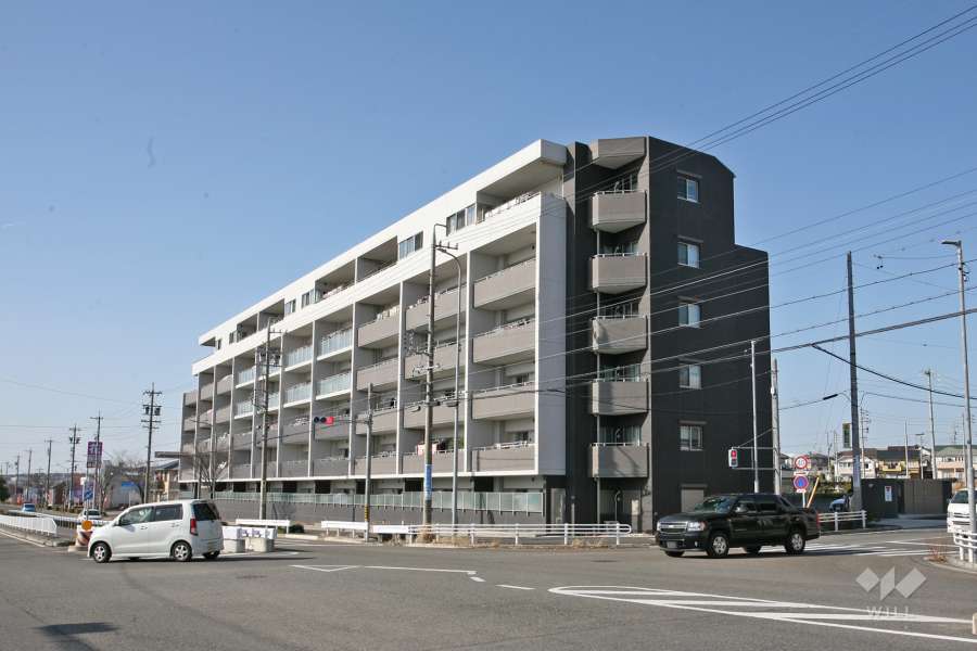 ファミリアーレ徳重ヒルズの外観(南側から)