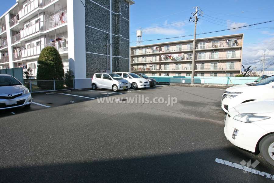 敷地内駐車場（屋外平面式）