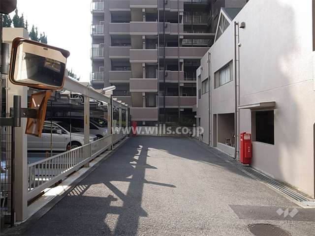 敷地内駐車場（屋外機械式）
