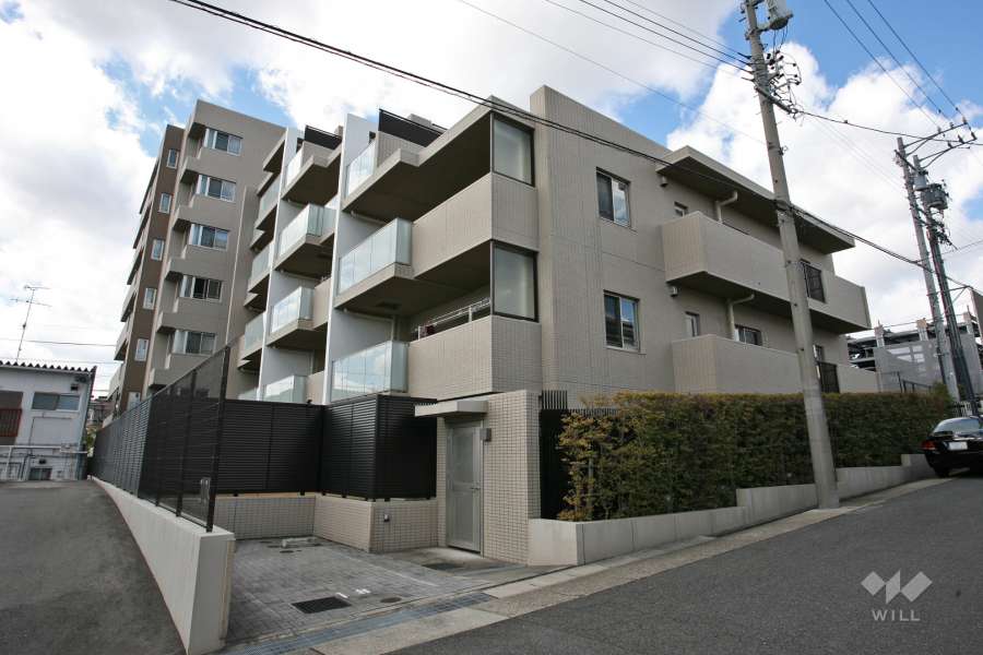 プレイズ神沢の外観(北東側から)