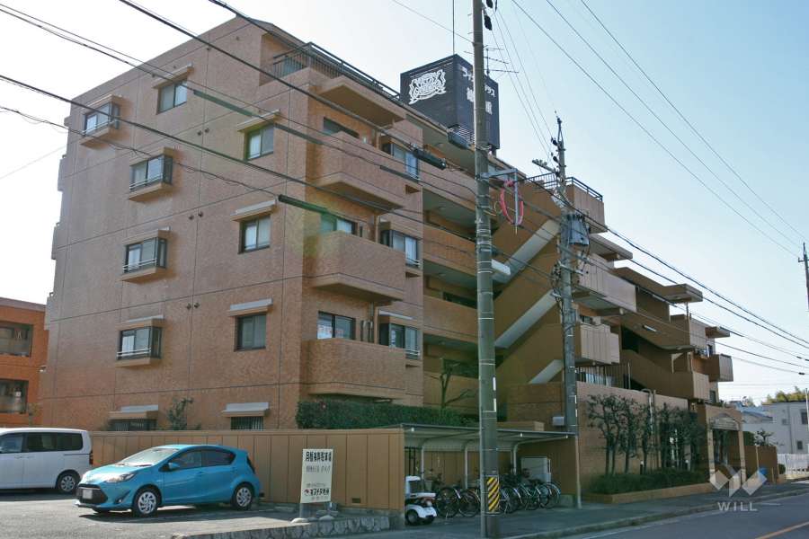 ライオンズテラス徳重北館の外観(東側から)