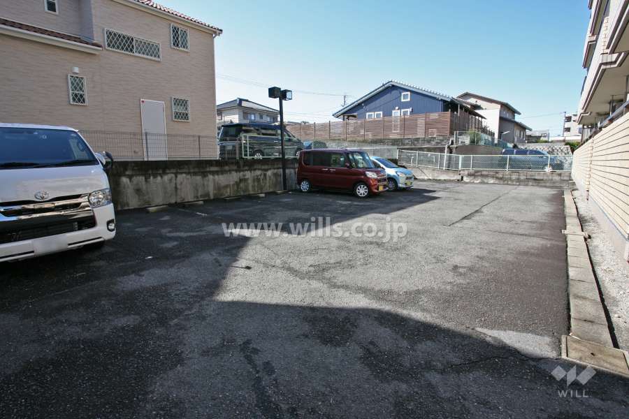 敷地内駐車場(屋外平面式)
