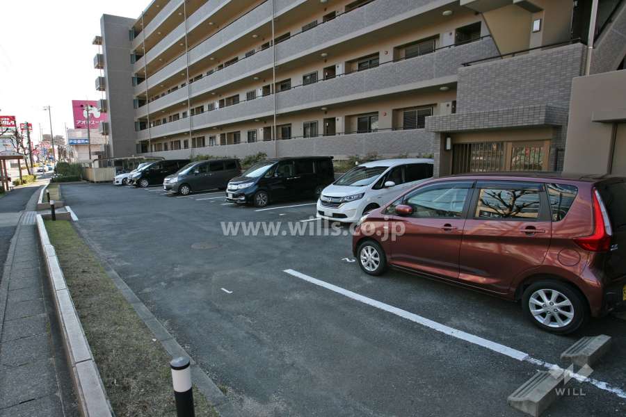 敷地内駐車場(屋外平面式)