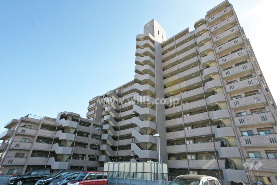 宝マンション野並南の外観(北側から)