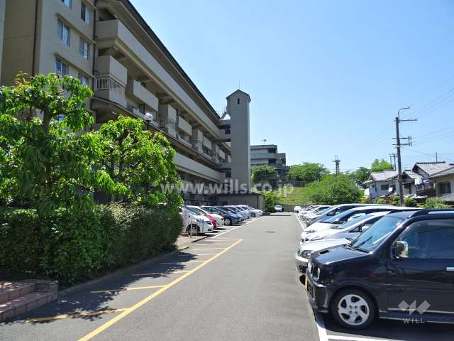 敷地内駐車場（屋外平面式）