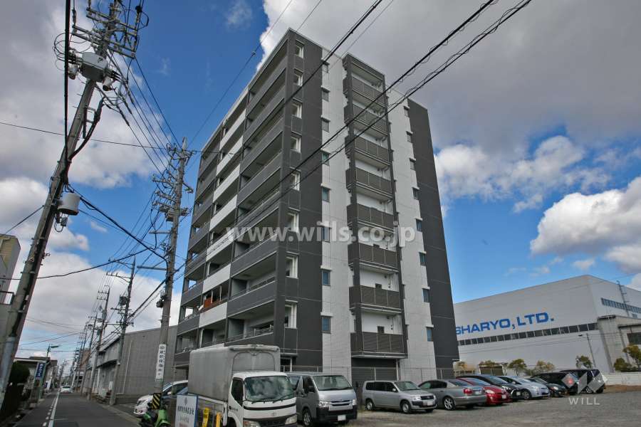 カルティア鳴海の外観(南側から)