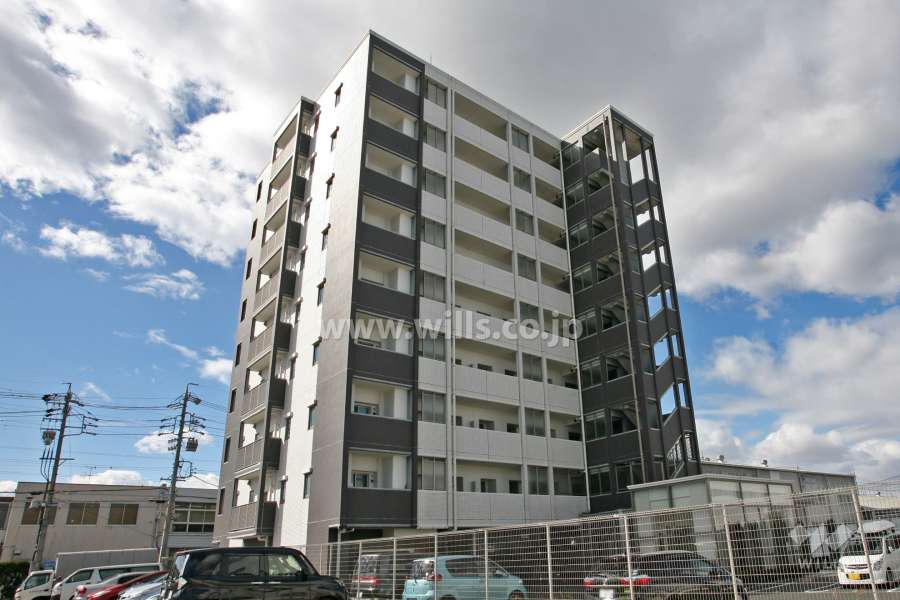 カルティア鳴海の外観(北東側から)