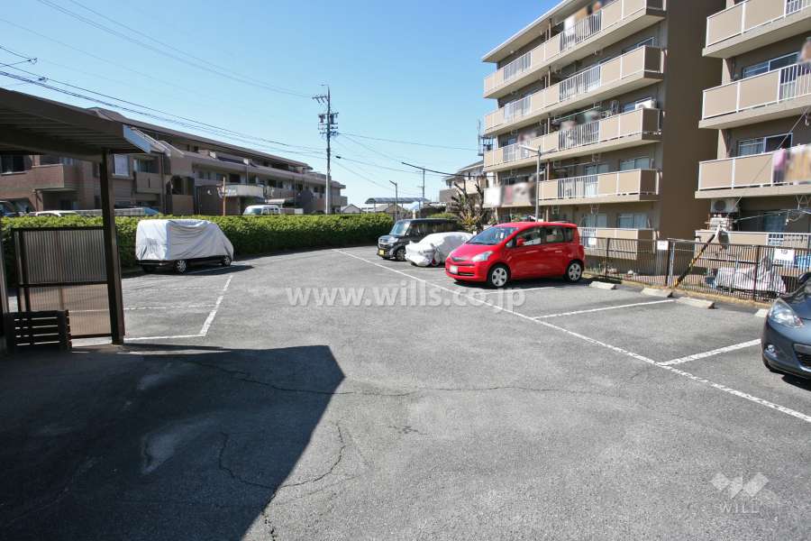 敷地内駐車場(屋外平面式)