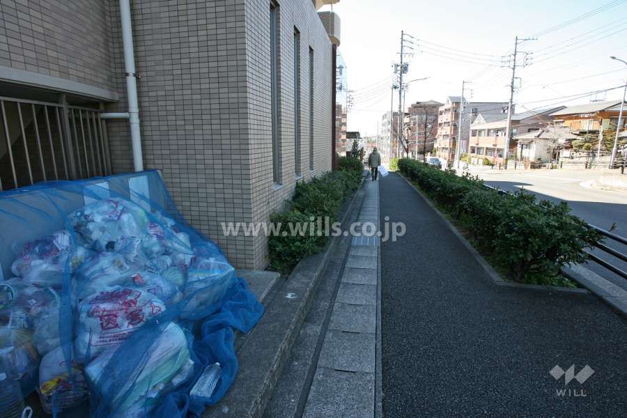 ゴミ置き場