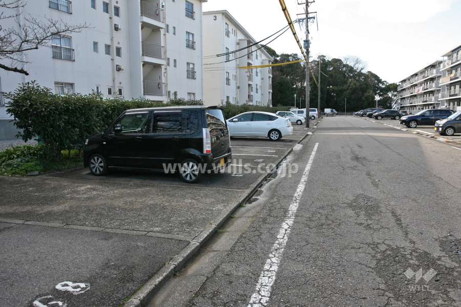 敷地内駐車場(屋外平面式)