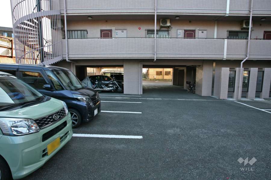 敷地内駐車場(屋外平面式)