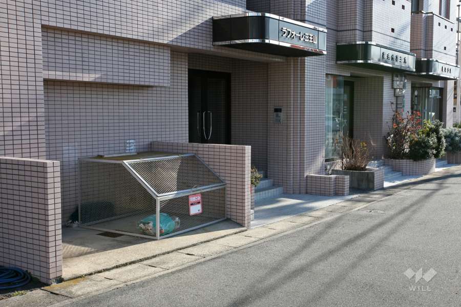 ゴミ置き場