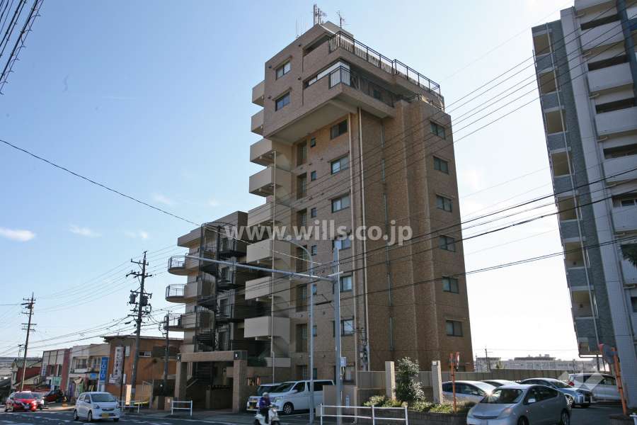 三旺マンション緑の外観