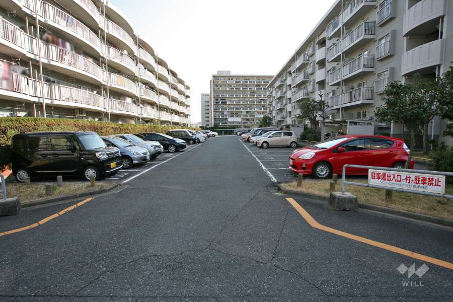 敷地内駐車場(屋外平面式)