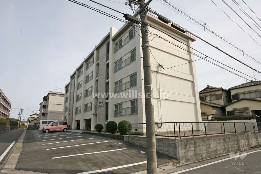 伝治山グリーンハイツの外観（北西側から）