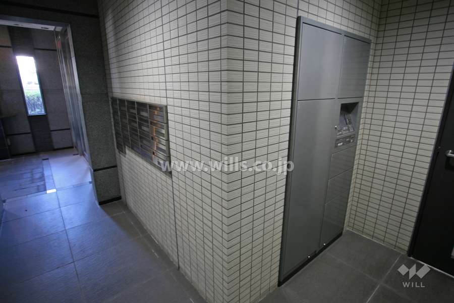 宅配ボックスと共用ポスト