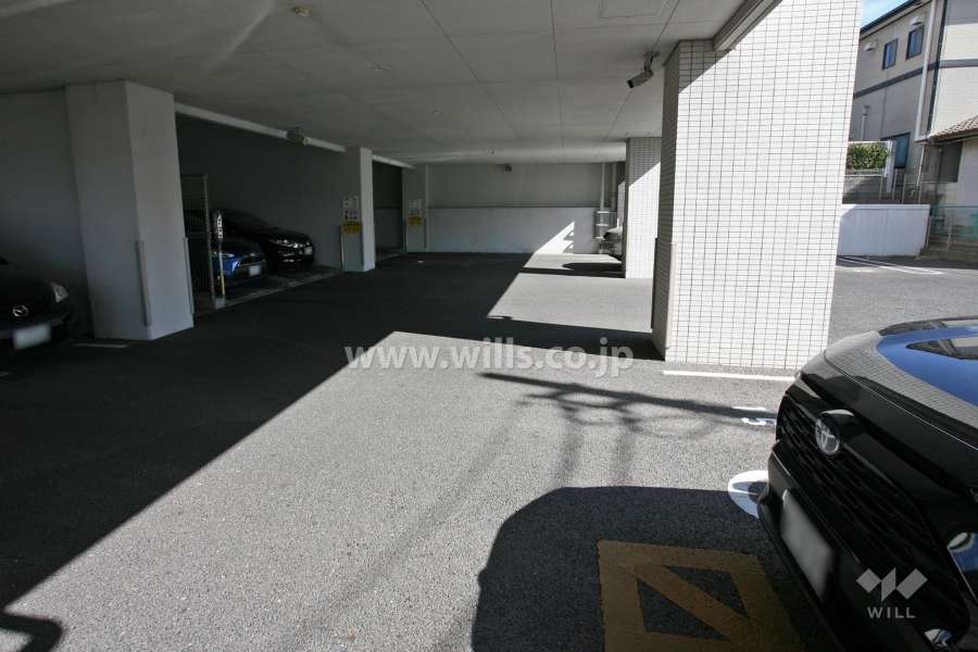 敷地内駐車場（自走式）