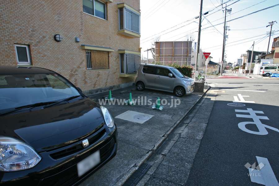 敷地内駐車場(屋外平面式)