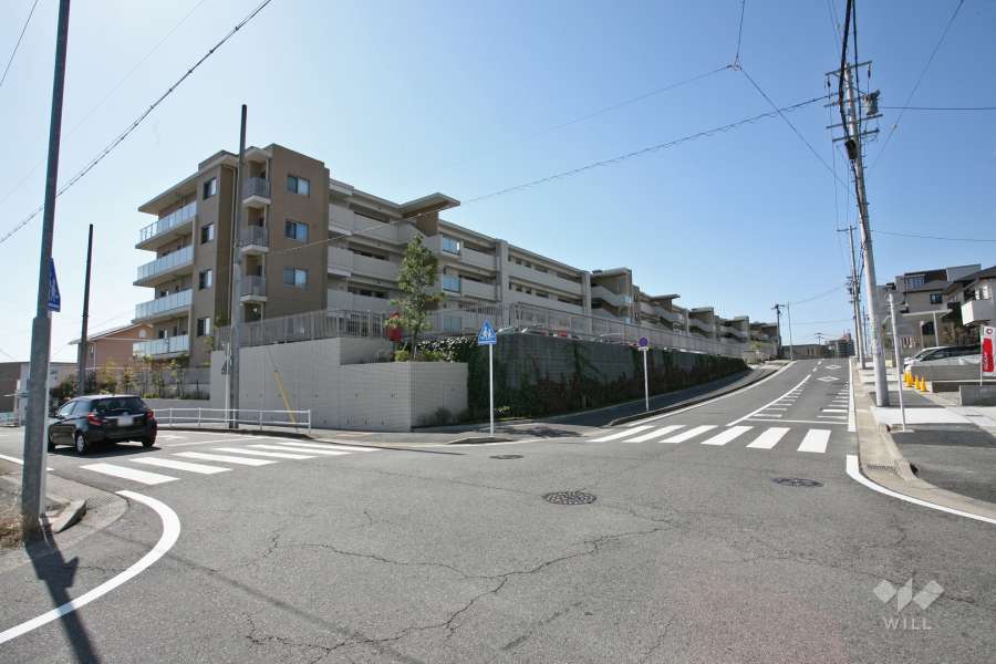 プレイズ徳重の外観（北東側から）