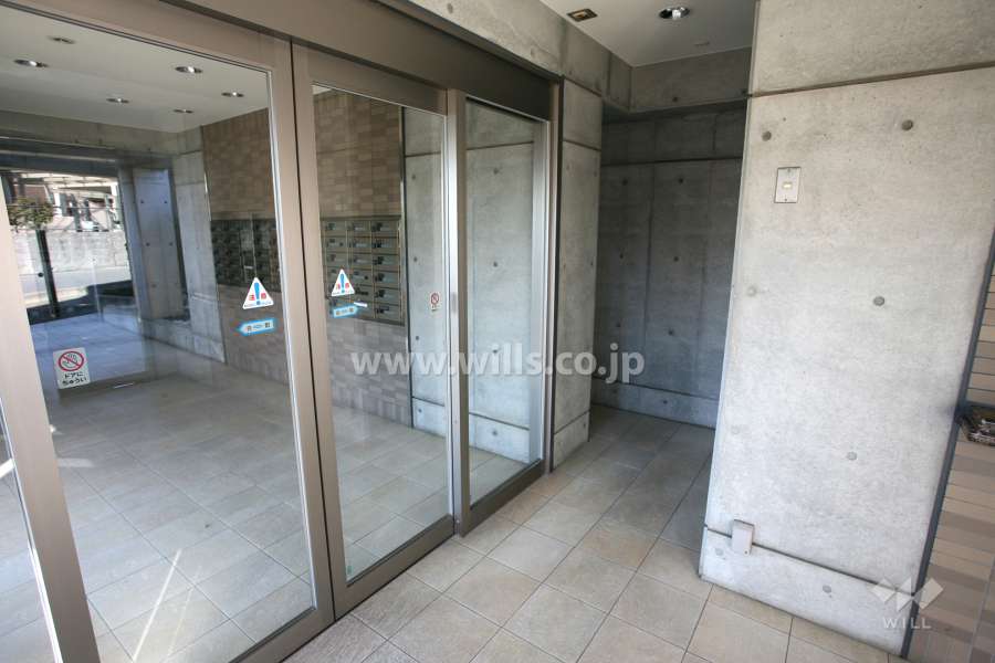 エントランスホール