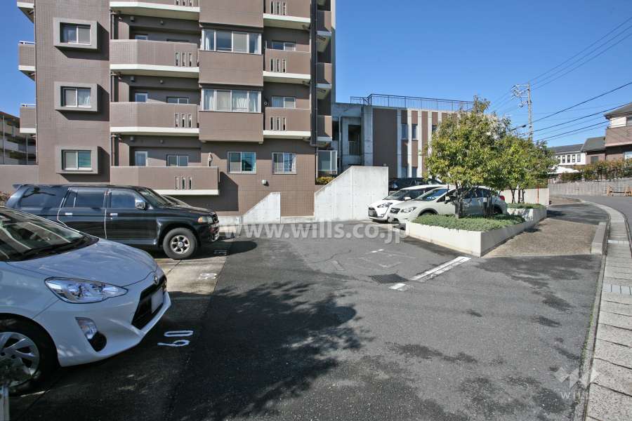 敷地内駐車場（屋外平面式）