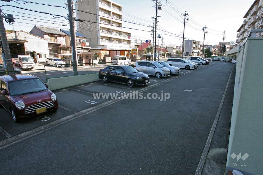 敷地内駐車場(屋外平面式)