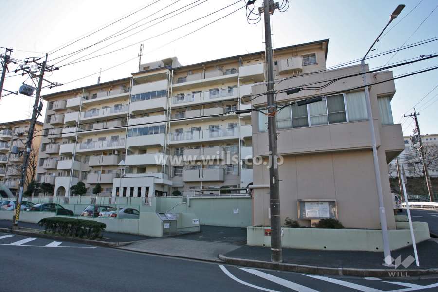 シティコーポ鳴子北A棟の外観(北側から)