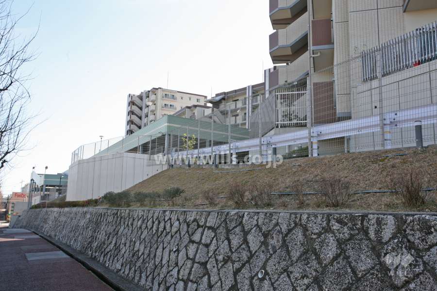 敷地内駐車場(屋外機械式)