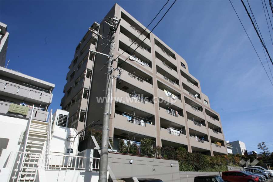 サンマンションアトレ鳴子3の外観（南東側から）
