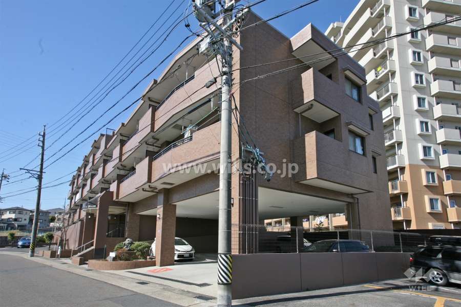 ライオンズマンション有松南の外観(北東側から)