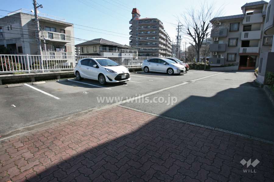 敷地内駐車場(屋外平面式)