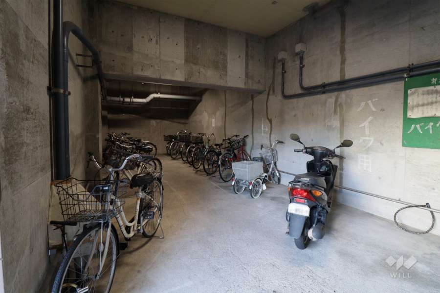 駐輪場、バイク置場