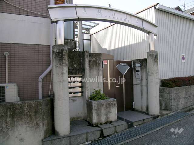 オートロック付きのエントランス
