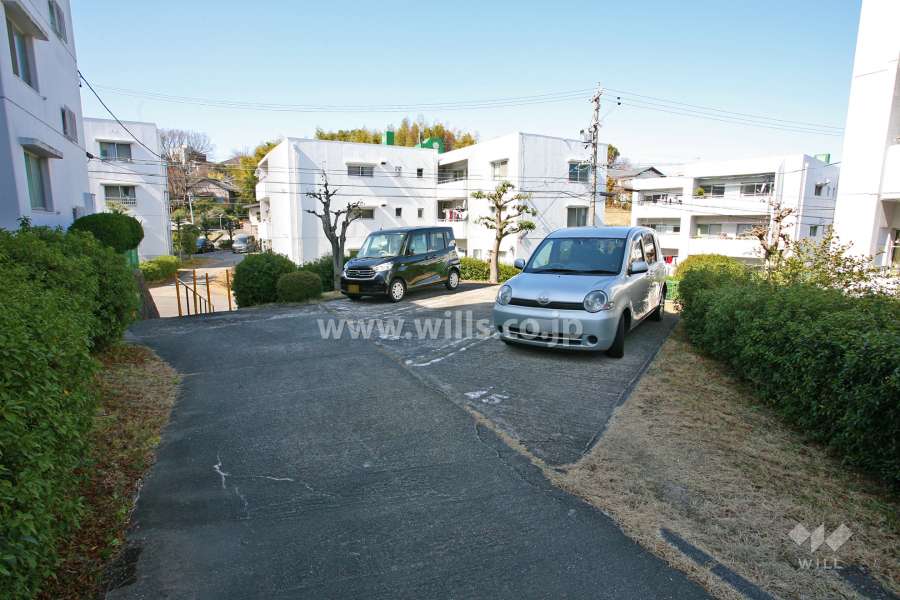 敷地内駐車場（屋外平面式）