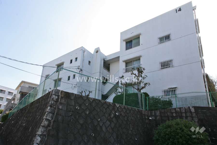 有松グリーンハイツ14号棟の外観