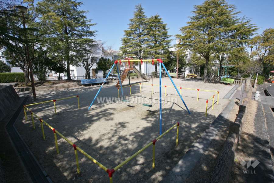 団地内にある『生山公園』
