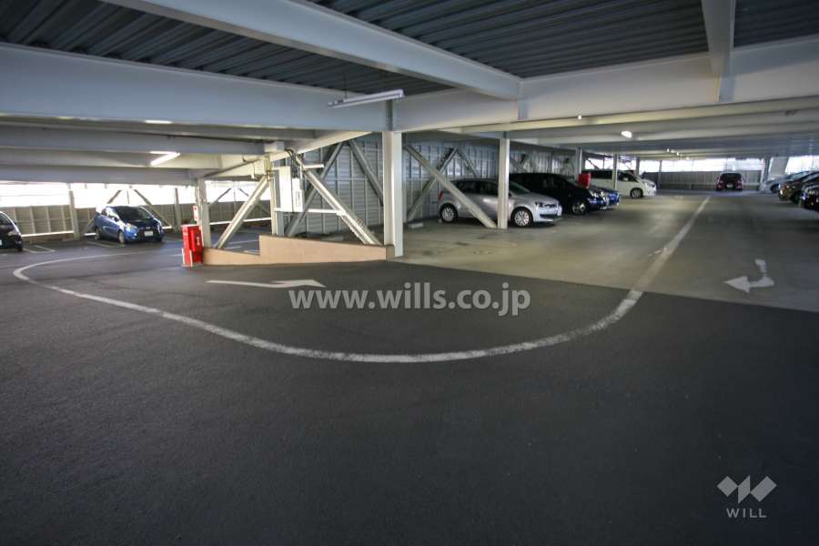 敷地内駐車場(屋内自走式)