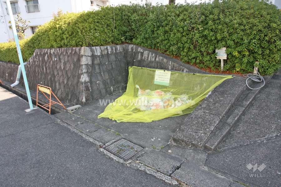 ゴミ置き場
