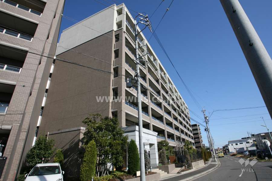 ポレスター有松パークヒルズの外観（東側から）