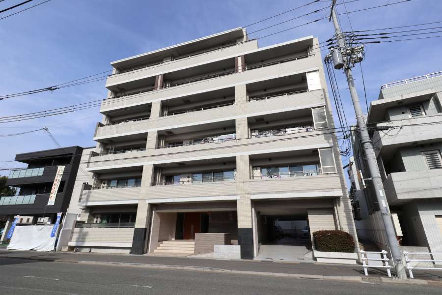 エヌヴィ住吉パークサイドの外観（南東側から）