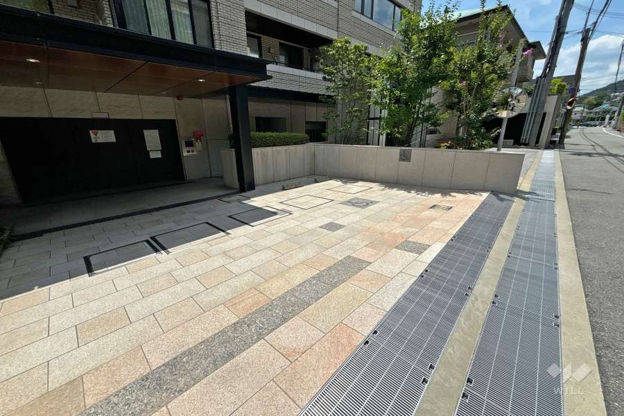 駐車場の出入口