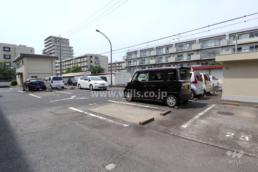敷地内駐車場（屋外平面式）